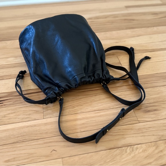 NEW Madewell Black Bucket Bag - Picture 3 of 12